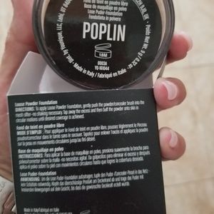 💖Younique Loose Powder Foundation in Poplin